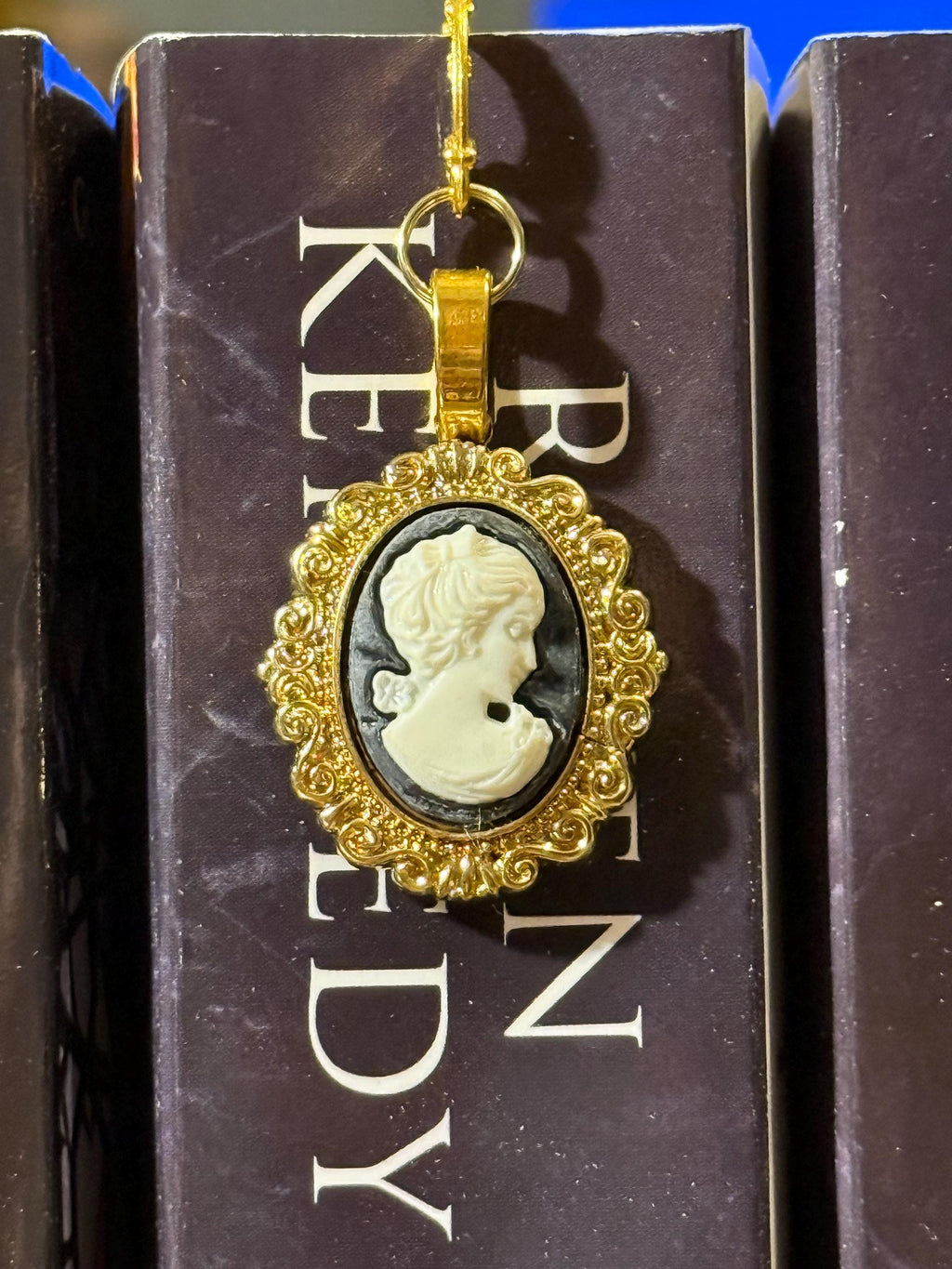 Handmade metal bookmark, gold plated, booktok, bookstagram, silver plated, Acotar, tog, quicksilver, housemaid, star,