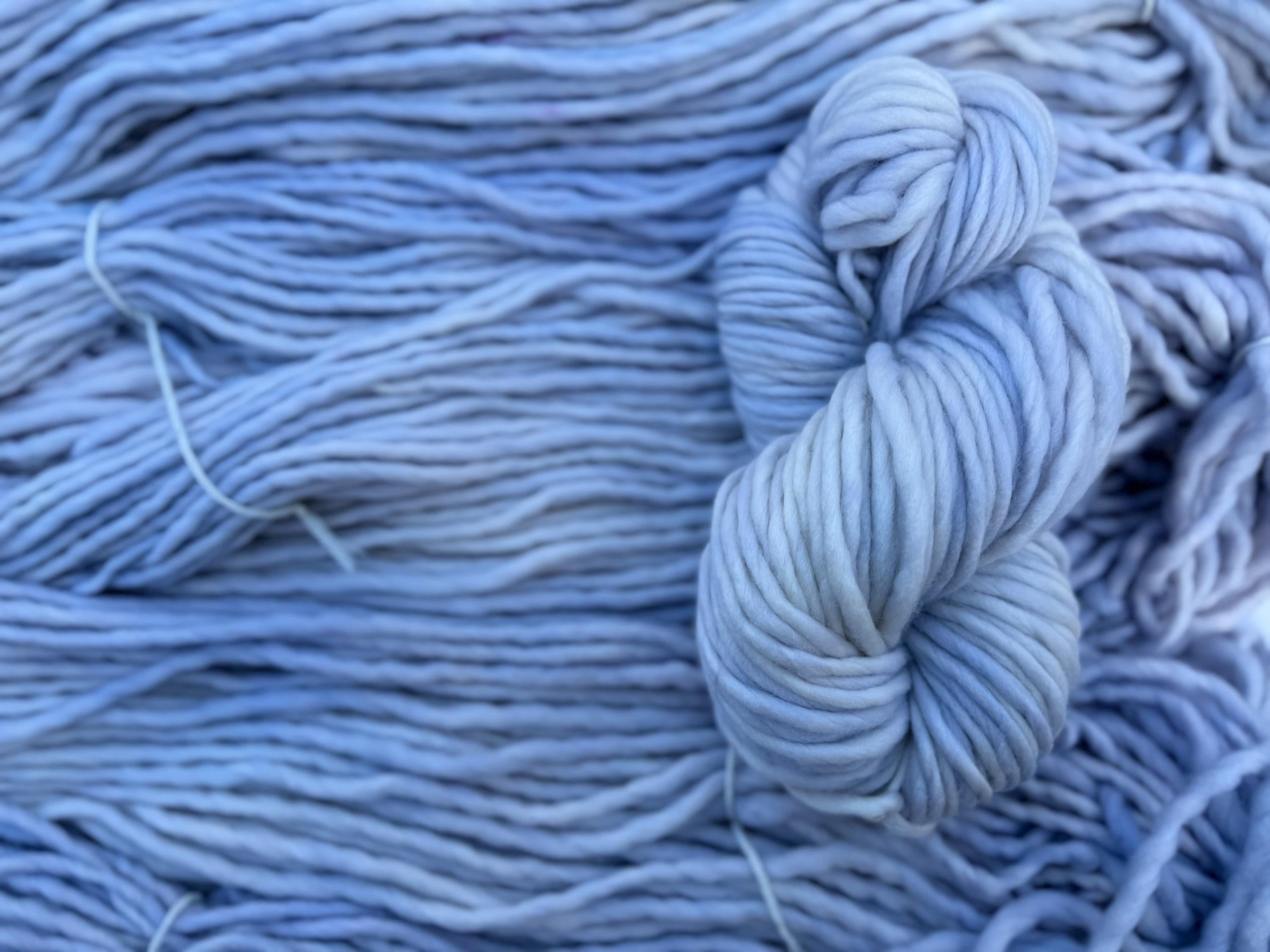 Morning frost hand dyed super bulky merino wool, size 6, 98 yards, semi solid, indie dye, superwash