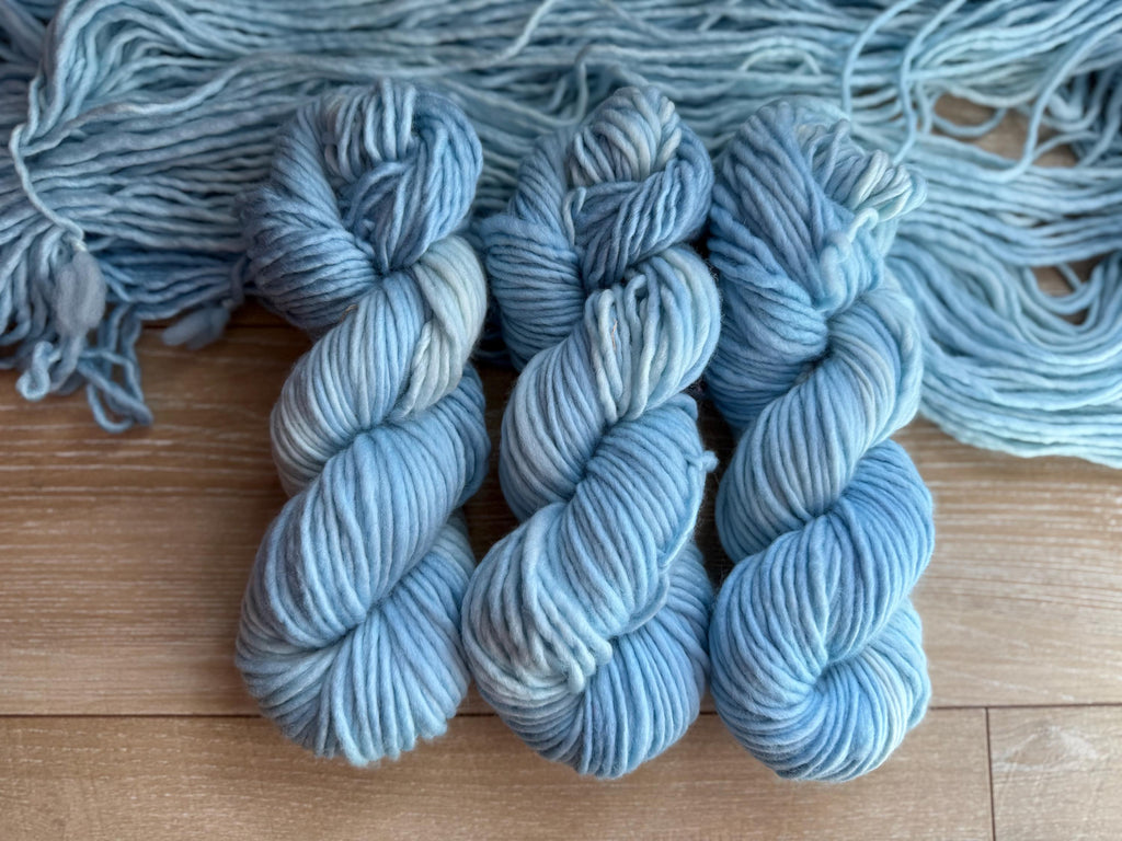 Morning mist bulky hand dyed bulky merino wool, 109 yard, 5 weight, semi solid, multicolor, indie dye, superwash