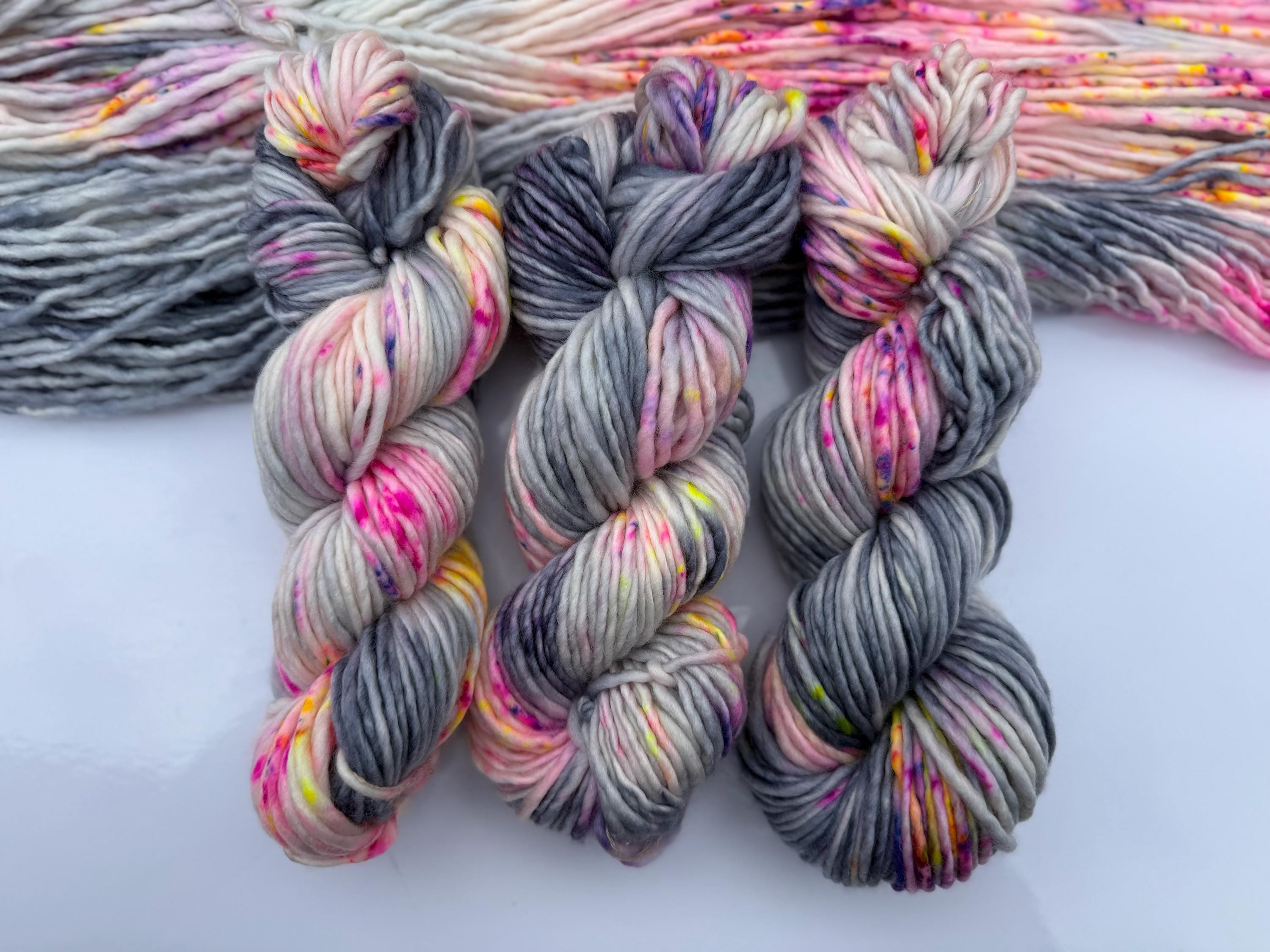 Neon smoke bulky hand dyed bulky merino wool, 109 yard, 5 weight, semi solid, multicolor, indie dye, superwash