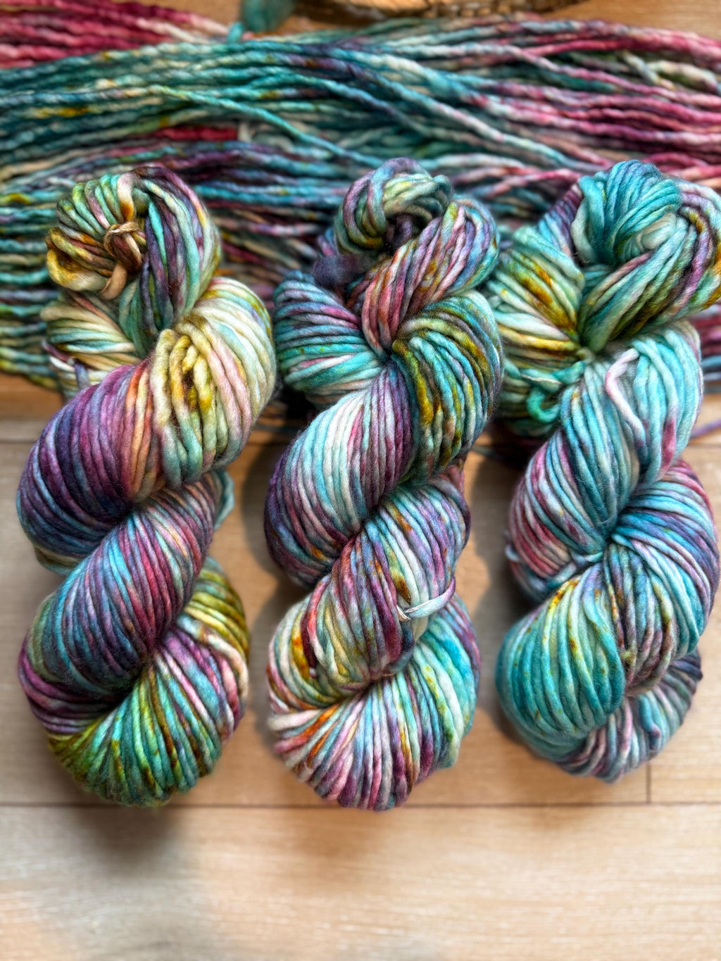 Peacock bulky hand dyed bulky merino wool, 109 yard, 5 weight, semi solid, multicolor, indie dye, superwash