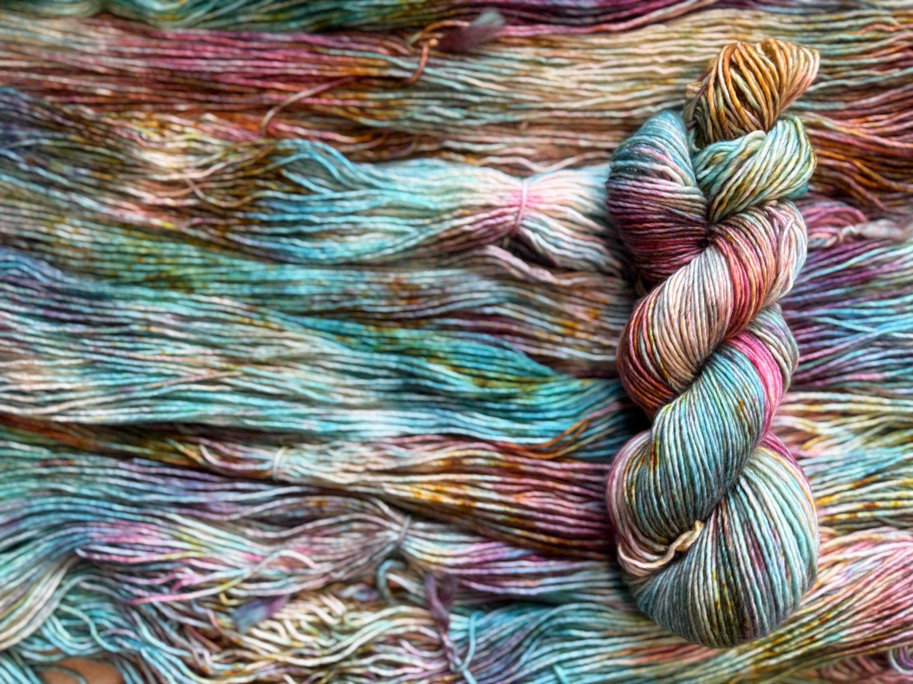 Peacock dyed (worsted/aran) merino wool, superwash yarn, teal purple gold, hank of yarn , for knit crochet