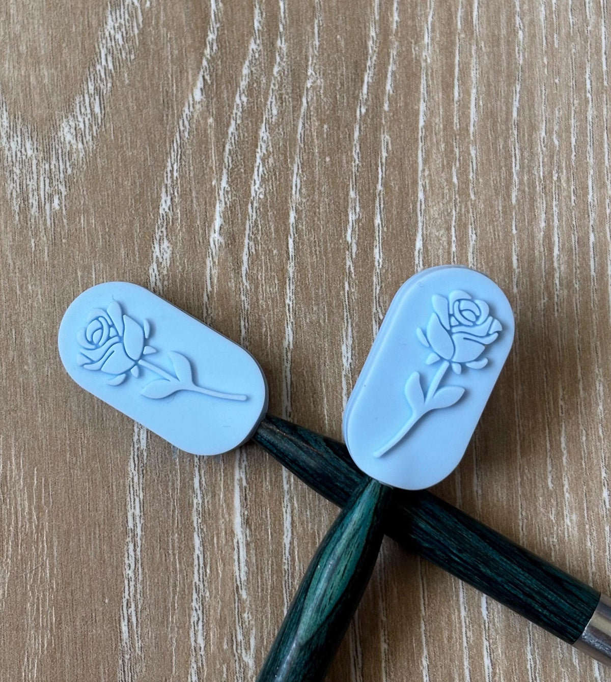 Needle stoppers for knitting needles Rose