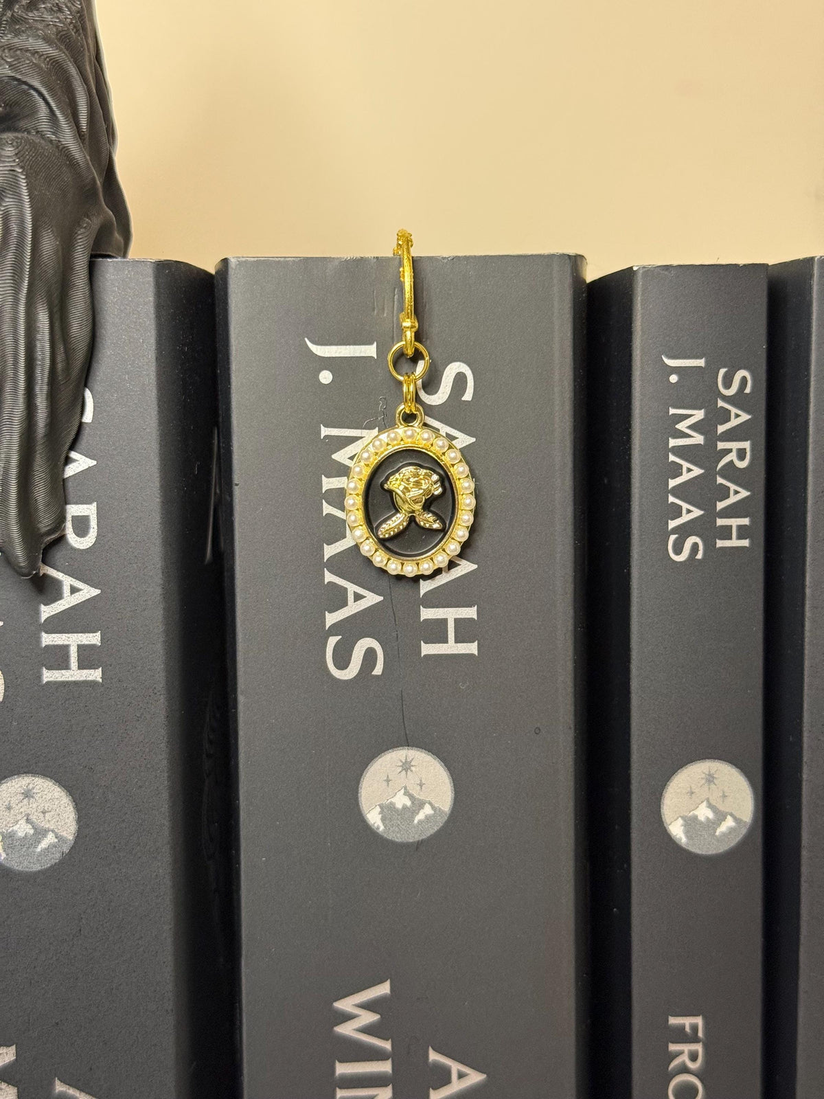 Handmade metal bookmark, gold plated, booktok, bookstagram, silver plated, Acotar, tog, quicksilver, housemaid, flower, stocking stuffer