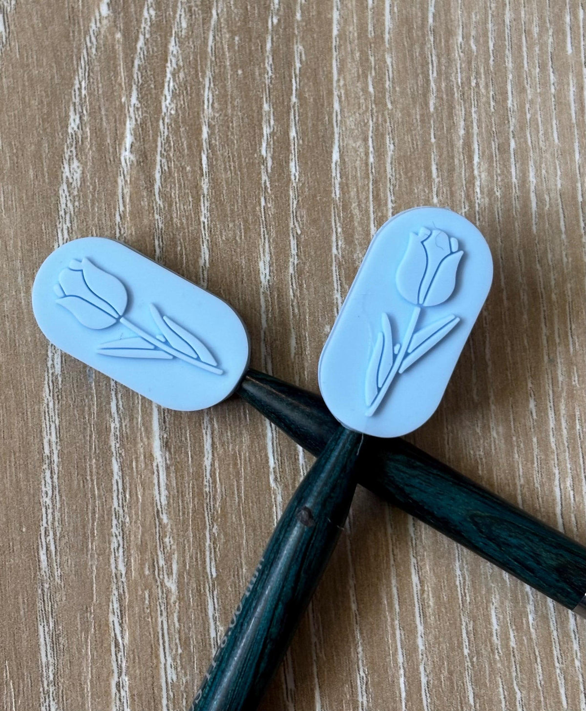 Needle stoppers for knitting needles Tulips