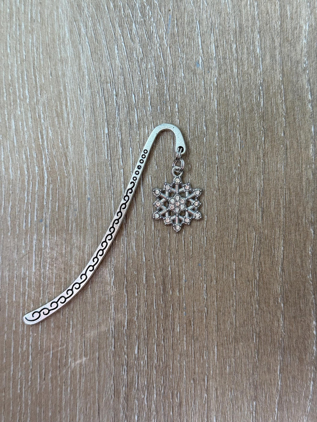 Handmade metal bookmark, snowflake, silver plated, booktok, bookstagram, silver plated, Acotar, tog quicksilver, housemaid, stocking stuffer