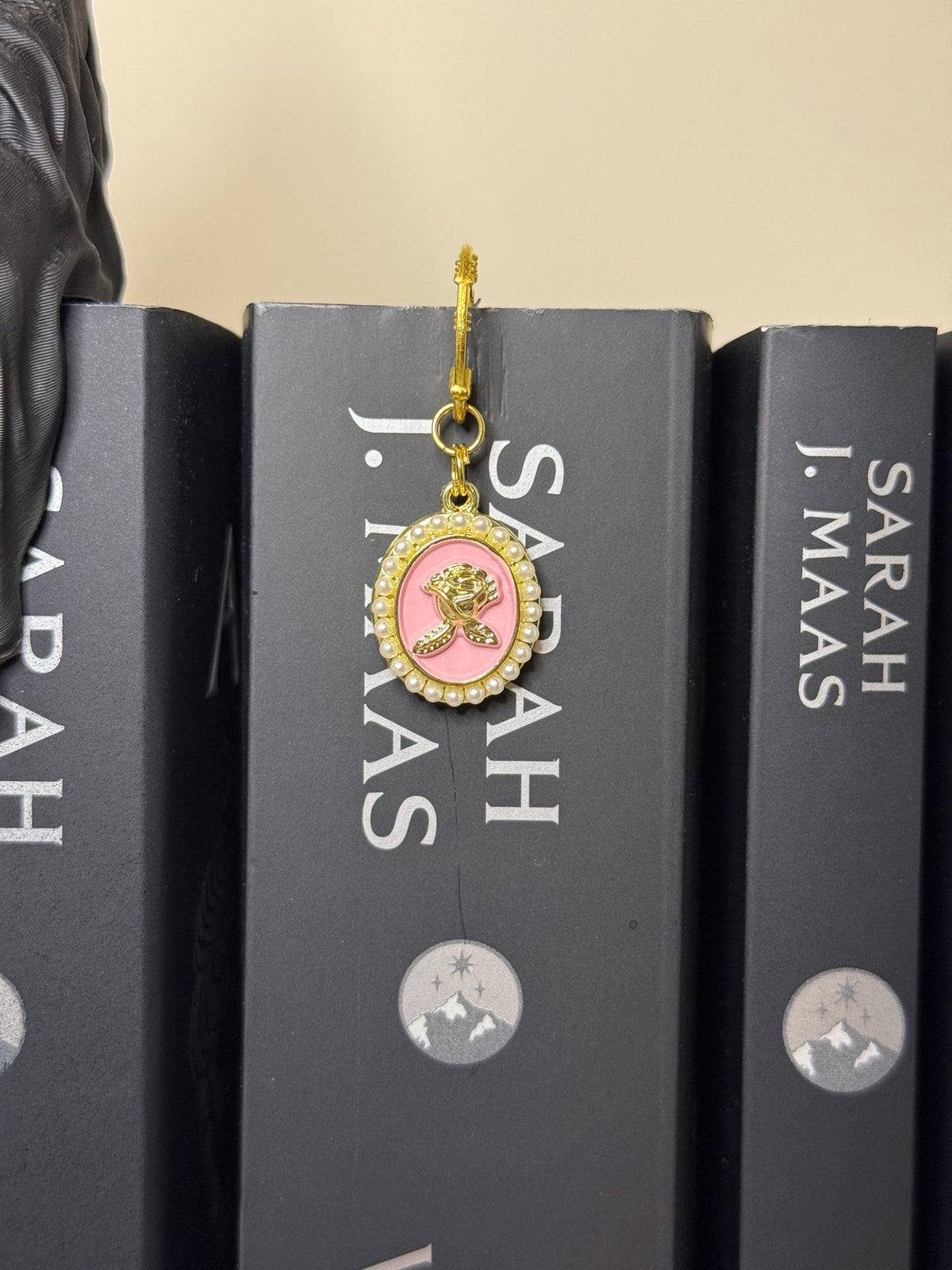 Handmade metal bookmark, gold plated, booktok, bookstagram, silver plated, Acotar, tog, quicksilver, housemaid, flower, stocking stuffer