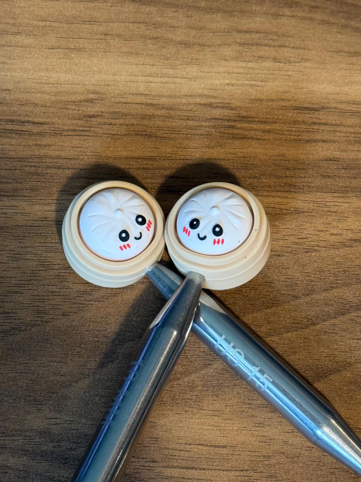 Needle stoppers for knitting needles dumplings