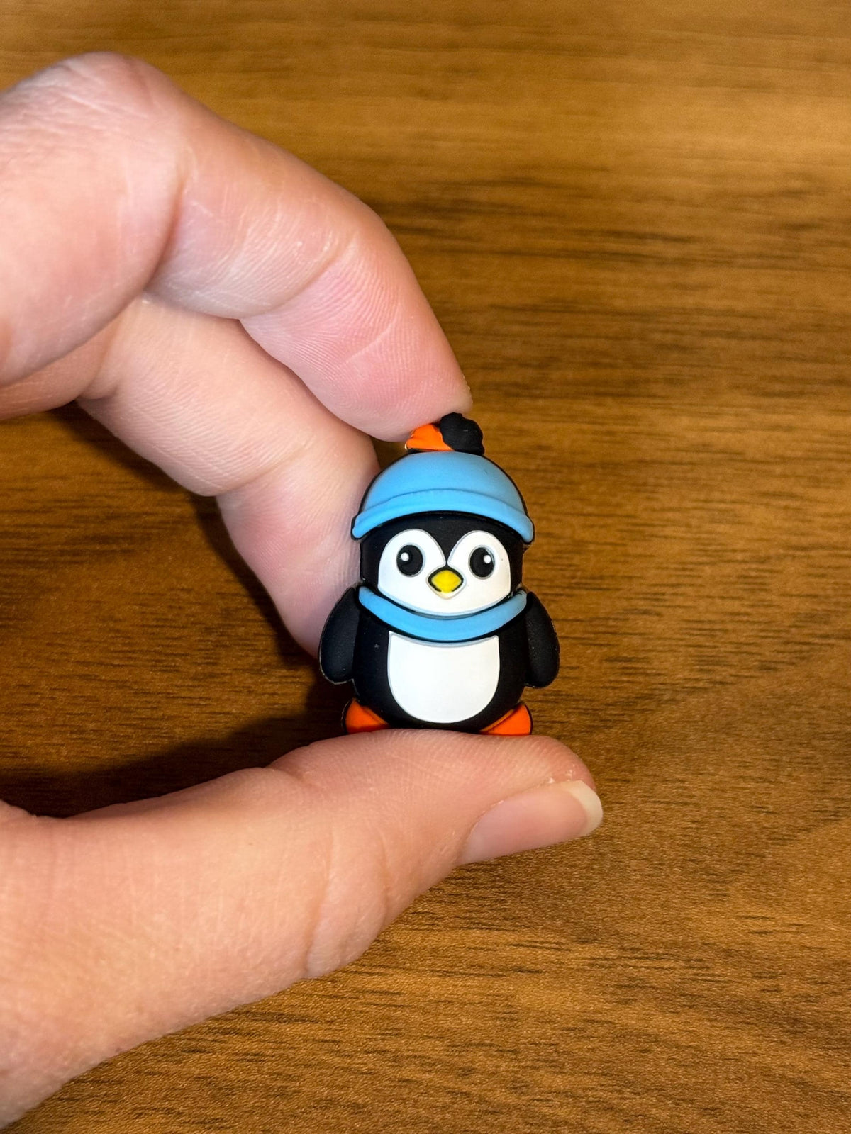 Needle stoppers, stitch stopper for knitting needles, Christmas penguin